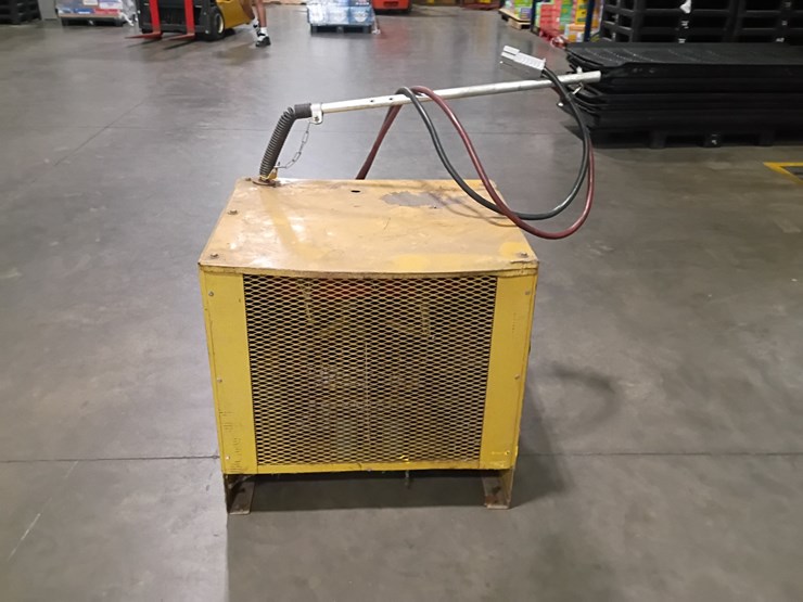 #24850-•-yale-industrial-forklift-battery-charger-image-3