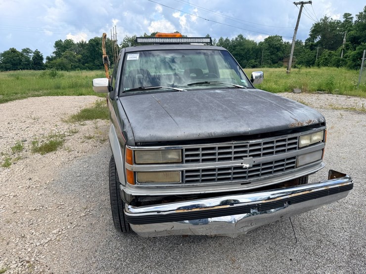 1993-chevrolet-k2500-image-17
