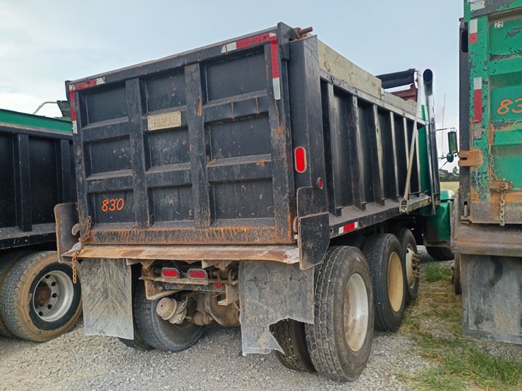 1995-freightliner-fld120-image-8