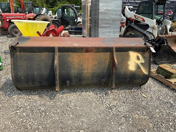takeuchi-95"-gp-wheel-loader-bucket-image-3