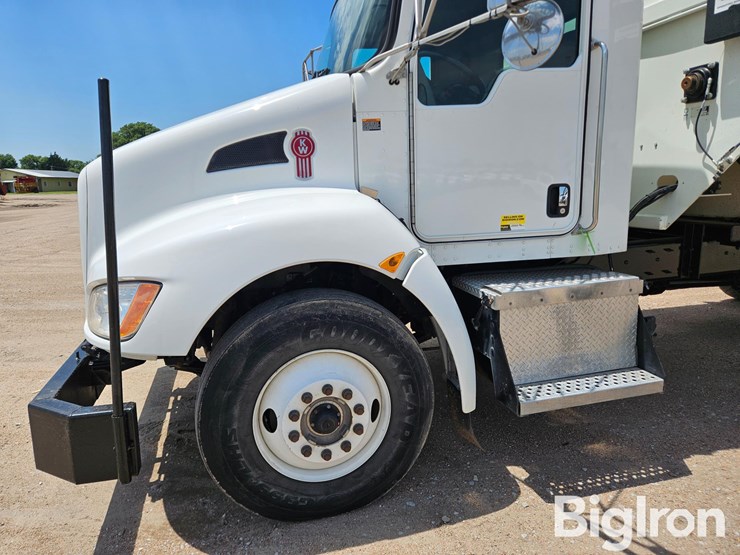 2018-kenworth-t370-image-11