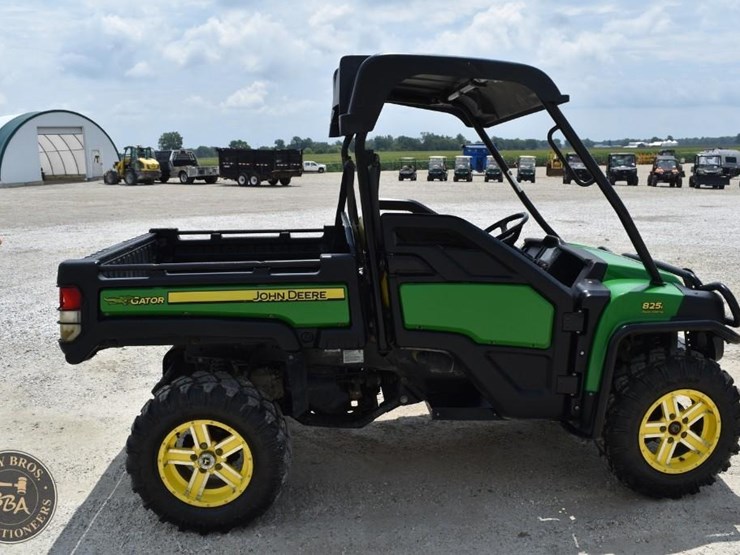 john-deere-gator-image-6