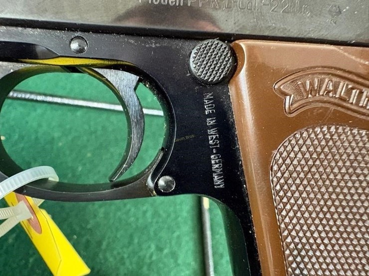 walther-mdl.ppk-l-22lr-pistol-image-7