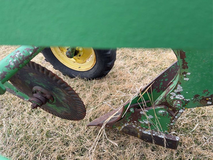 john-deere-555-image-25