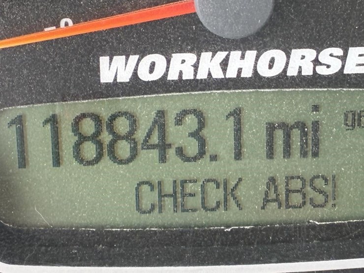 2008-workhorse-w62-image-22