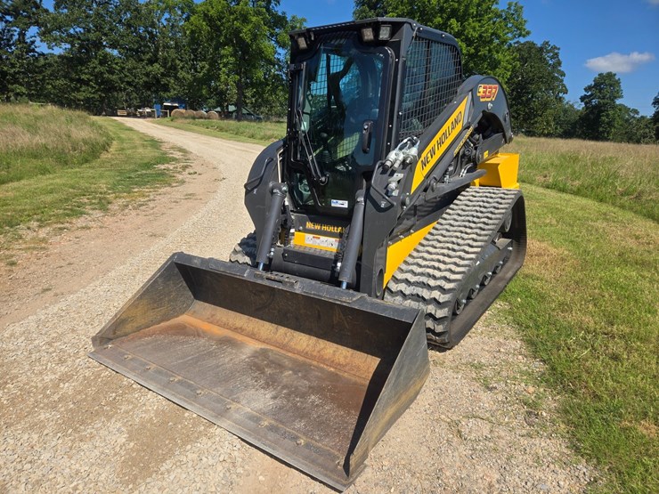 2025-new-holland-c337-image-1
