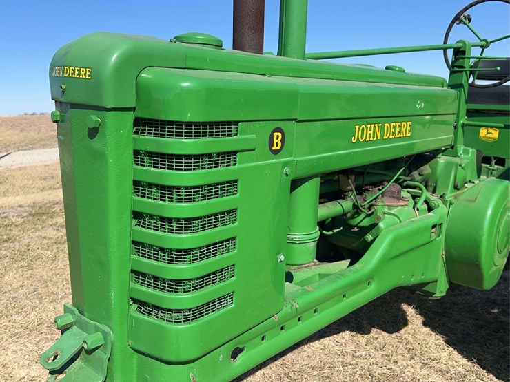 john-deere-model-b-image-15