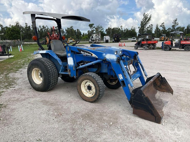 new-holland-tc30-image-13