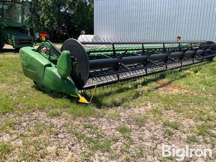 2015-john-deere-635fd-image-3
