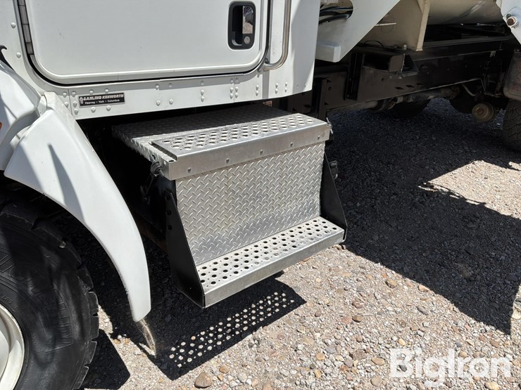 2016-kenworth-t370-image-13