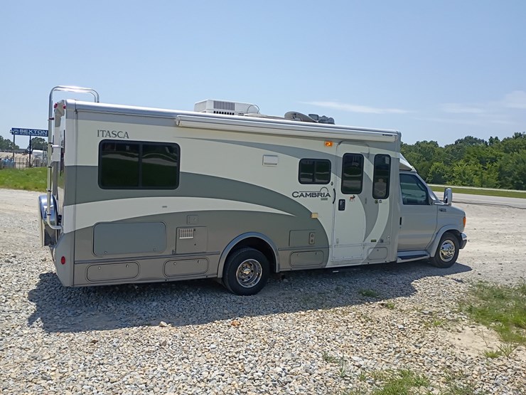 2005-ford-e450-image-10