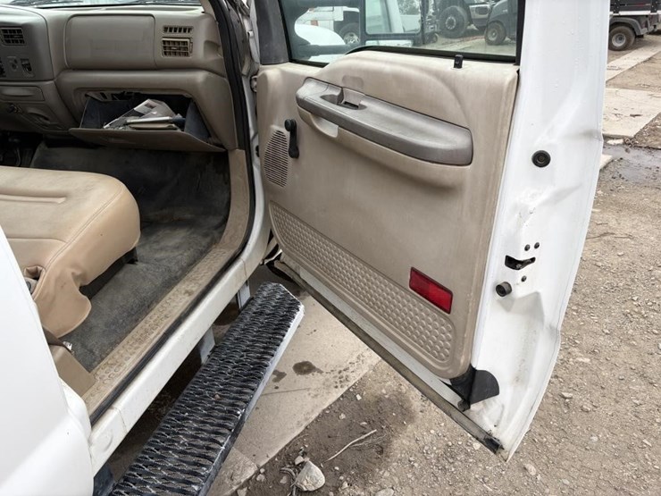 2003-ford-f450-xl-image-10