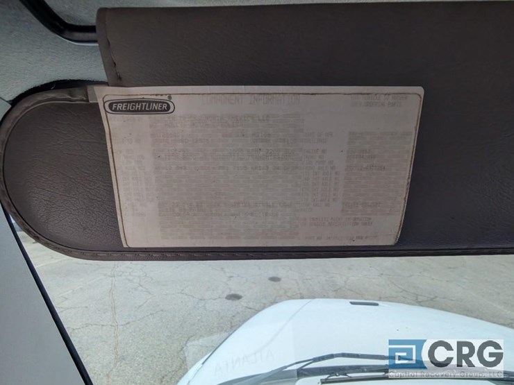 2012-freightliner-m2-stakebed-truck-image-2
