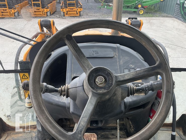2016-jcb-3cx14-image-12