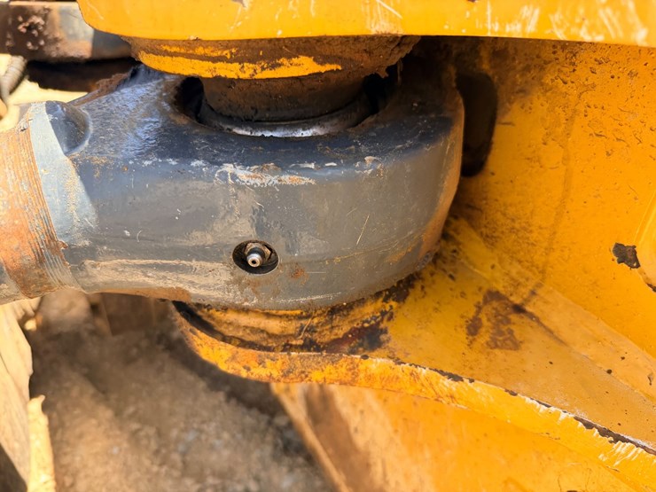 2017-deere-950k-image-170