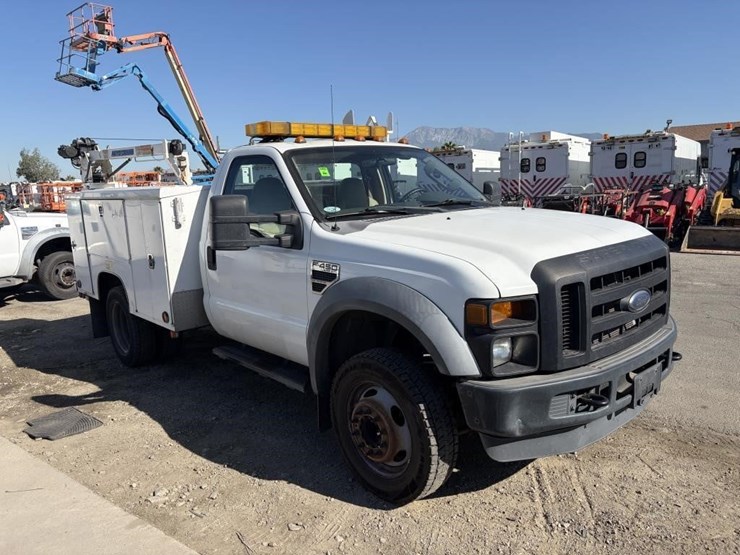 2010-ford-f450-image-2