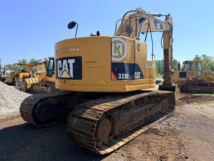 2010-caterpillar-328d-image-9