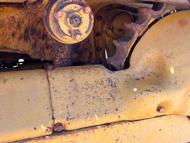 caterpillar-d6-image-25