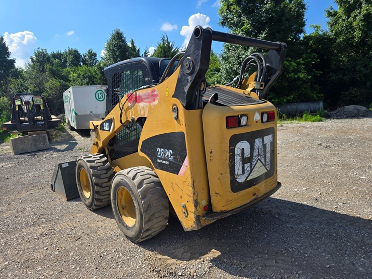 caterpillar-262c-image-30