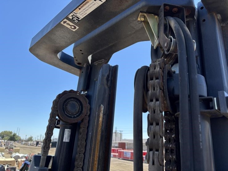 2016-caterpillar-2c6000-image-15