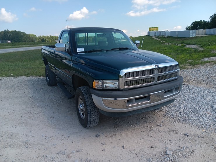 1994-dodge-ram-2500-image-13