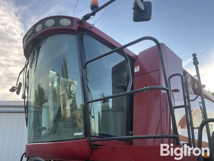 2011-case-ih-5088-image-12