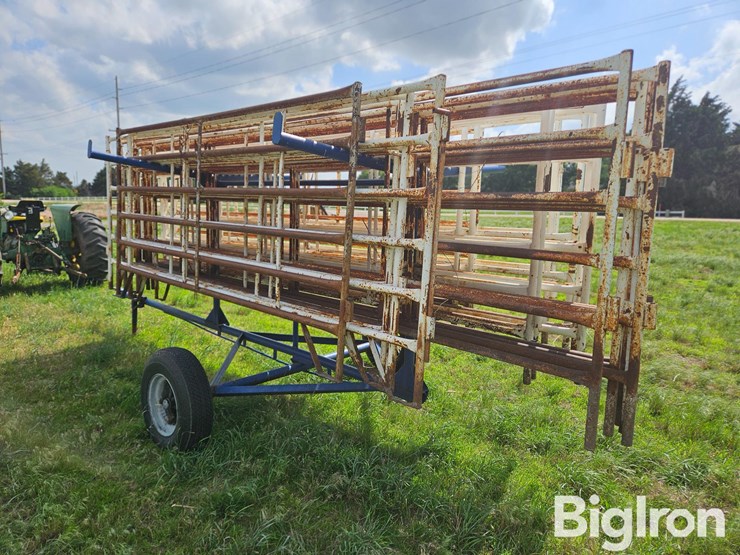 wedekind-corral-panels-w/trailer-image-7