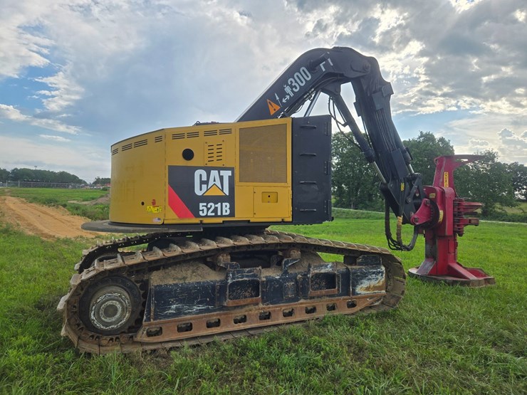 2015-caterpillar-521b-image-11