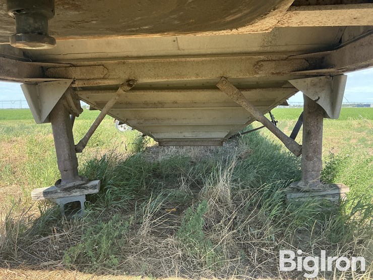 1981-wilson-grain-trailer-image-17