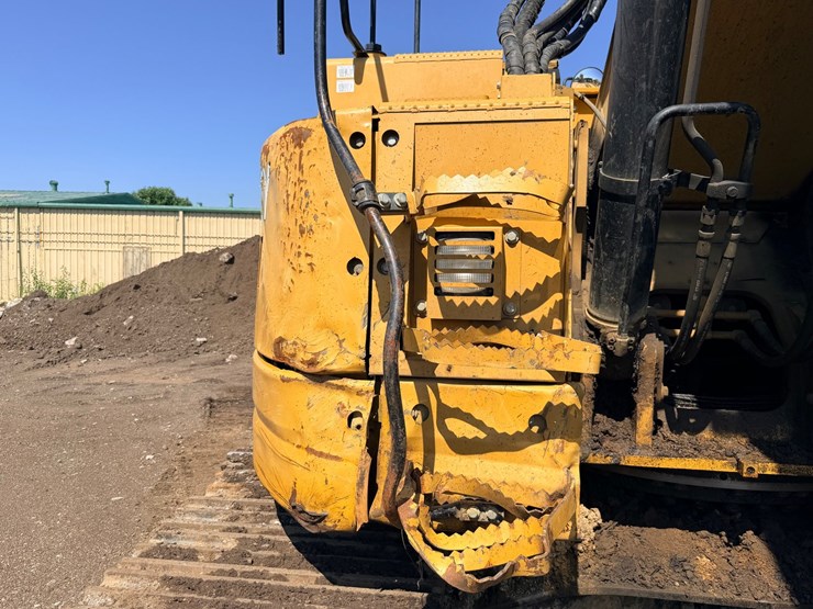 2010-caterpillar-328d-image-15