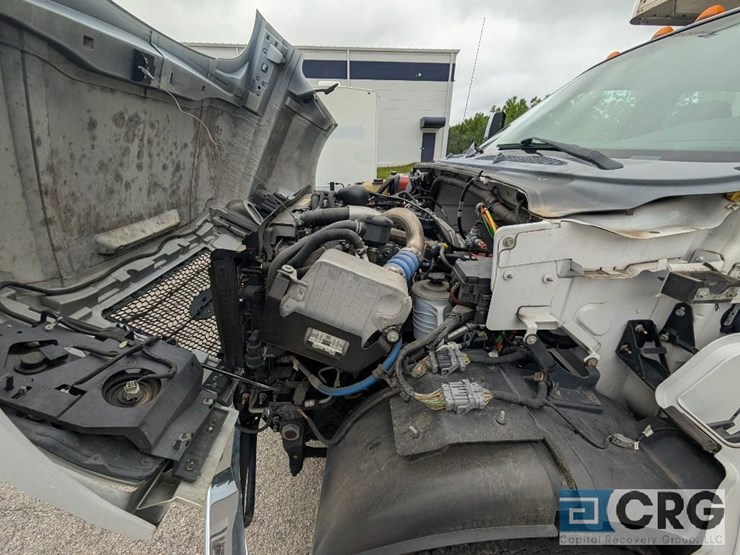 2018-ford-f650-image-6