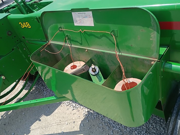 john-deere-348-image-24