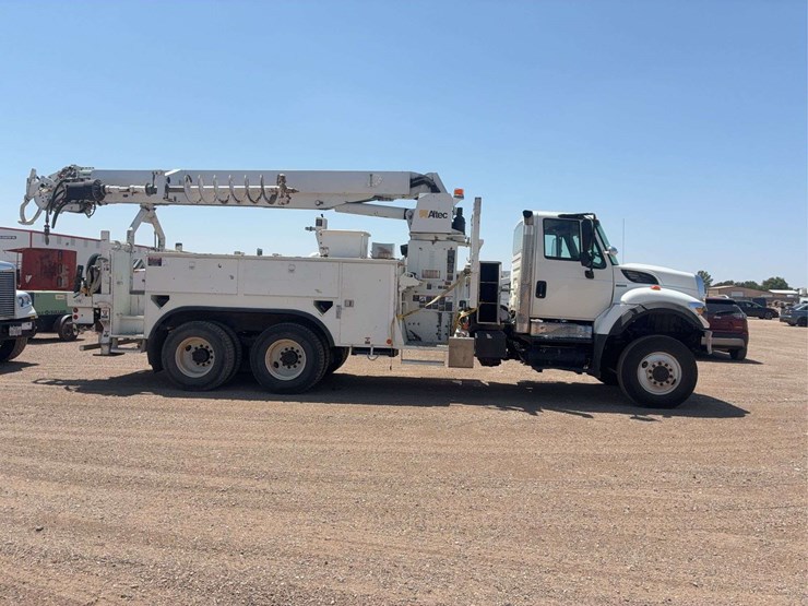 2008-international-workstar-7400-image-4