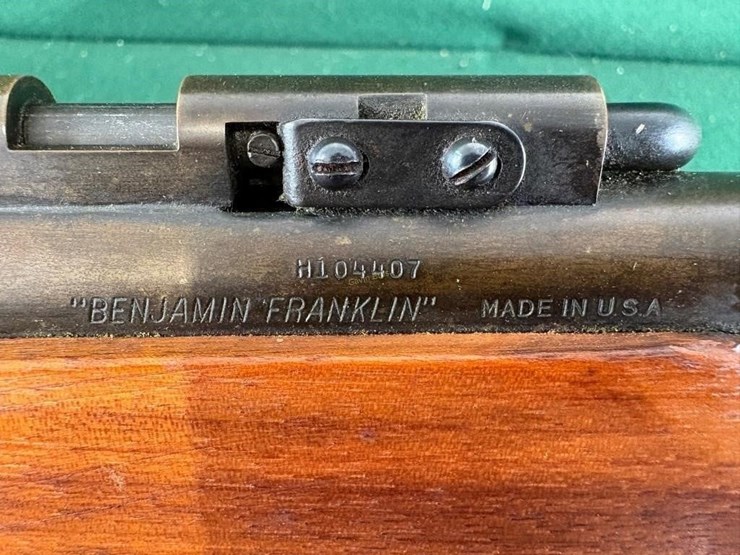 "benjamin-franklin"-bb-gun-image-10