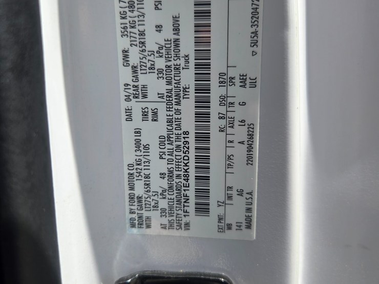 2019-ford-f150-image-28