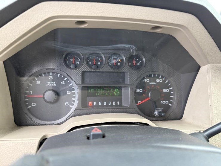 2010-ford-f450-image-19