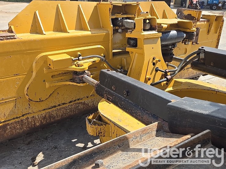 2018-caterpillar-d6n-lgp-image-25