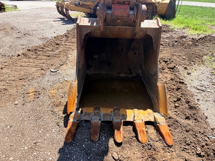 2010-caterpillar-328d-image-151