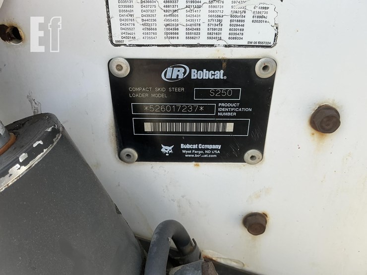 2005-bobcat-s250-image-17