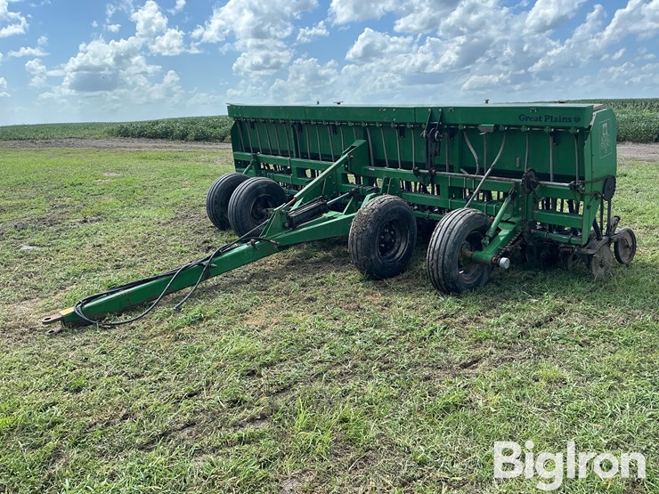 great-plains-solid-stand-15-image-1