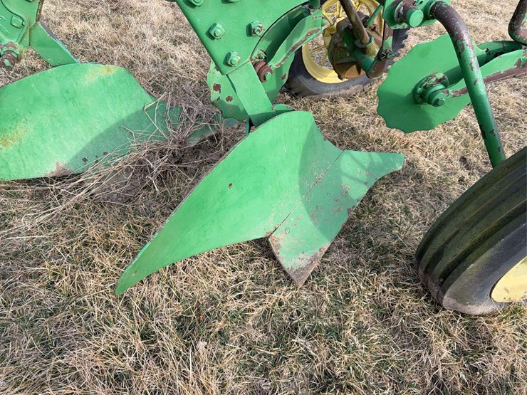 john-deere-pull-type-no.-44-two-bottom-plow-image-15