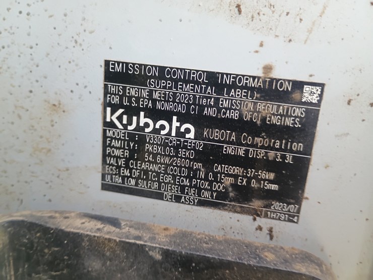 2023-takeuchi-tl10v2-image-21