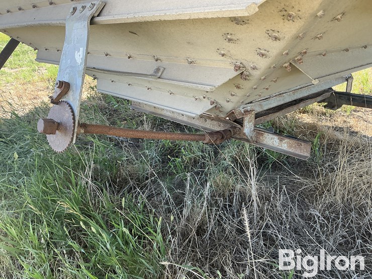 1981-wilson-grain-trailer-image-18