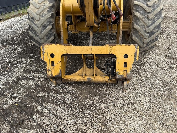 2019-caterpillar-908m-image-9