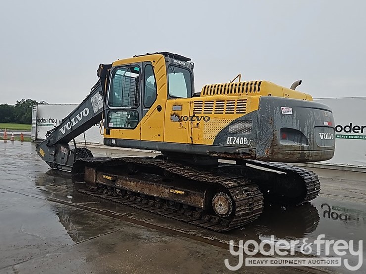 volvo-ec240b-lc-image-4