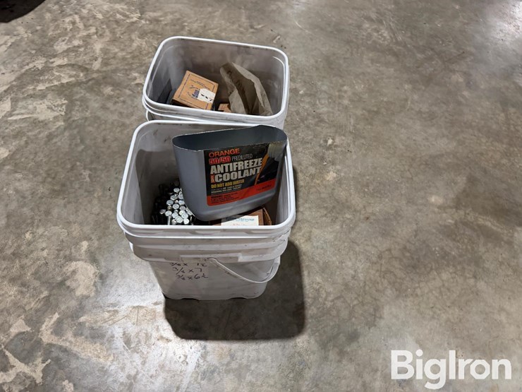 bucket-of-bolts-image-5