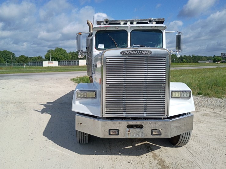 #24861-•-1988-freightliner-flc-dump-truck-image-23