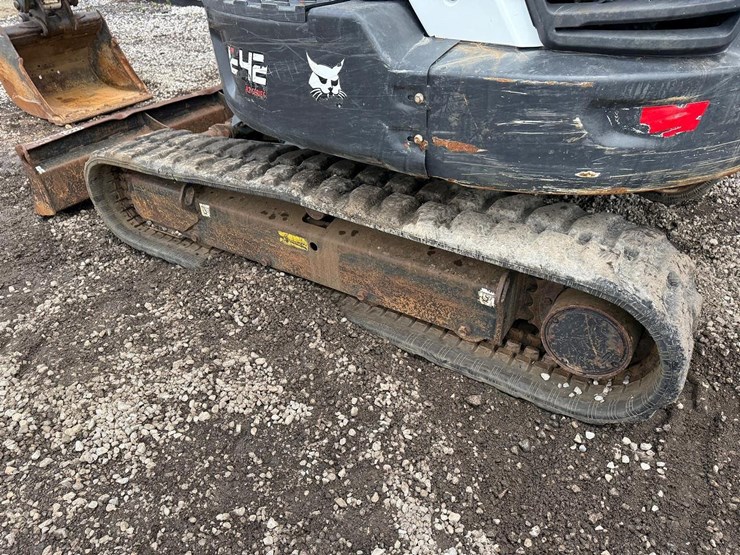 2023-bobcat-e42-image-15