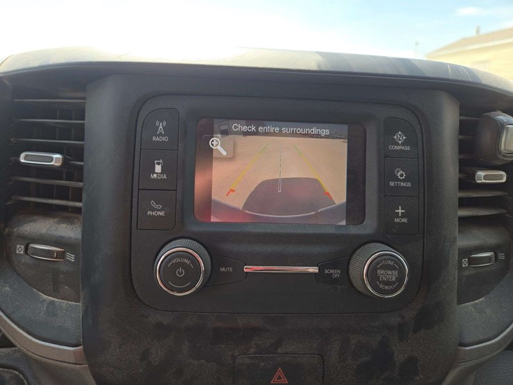 2020-ram-2500-tradesman-image-17