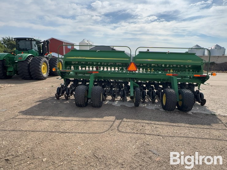 john-deere-1590-image-6